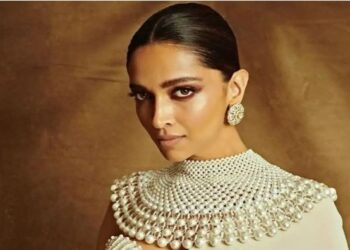 دپیکا پدوکون فیفا ٹرافی کی رونمائی کریں گی