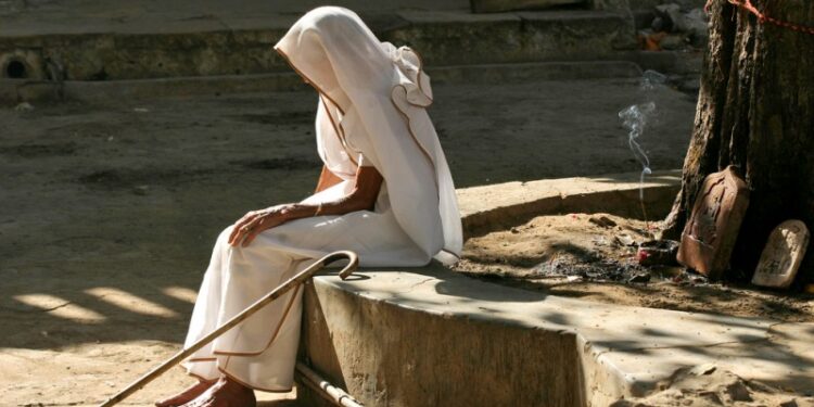 بھارتی بیوہ کا دوسری شادی کرنا جرم بن گیا