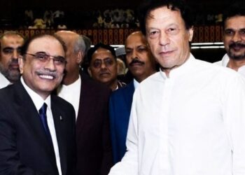 عمران خان کو 10 ارب روپے ہرجانے کا قانونی نوٹس