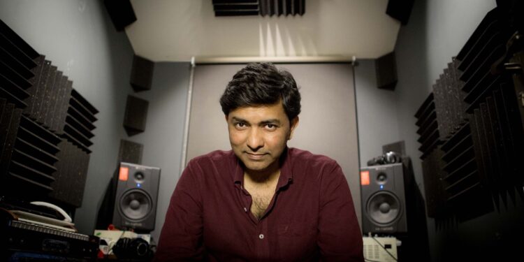 میں نے کب کہا کہ میرا گانا کاپی کیا ہے؟