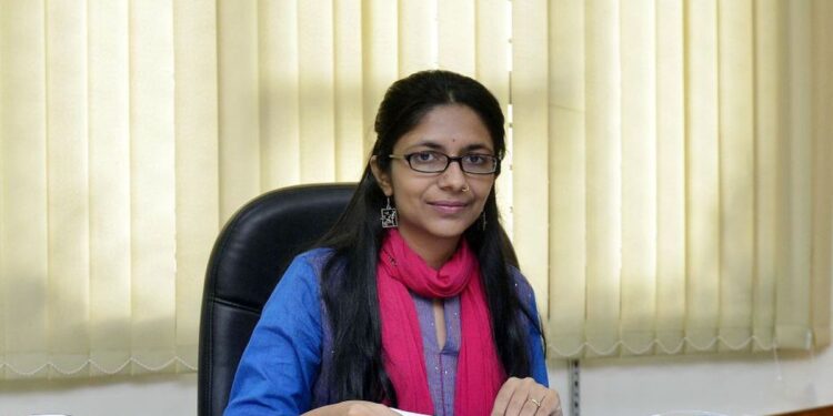 بھارت :  خواتین کمیشن کی چیئرپرسن بھی جنسی ہراسانی سے بچ نہ سکیں