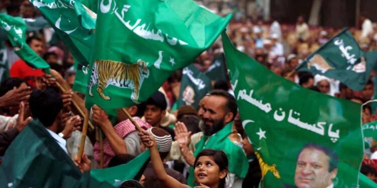 نون لیگ کے وزرا بغیر تن خواہ کے کام کریں گے