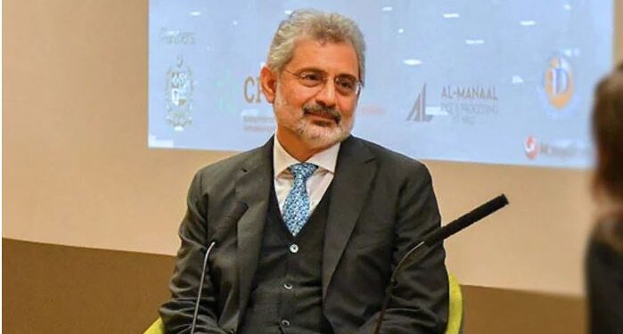 حکومت کا جسٹس فائز کے خلاف ریفرنس واپس لینے کا حکم