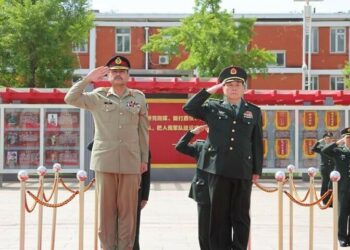 آرمی چیف جنرل عاصم منیر کا چین میں پرتپاک استقبال