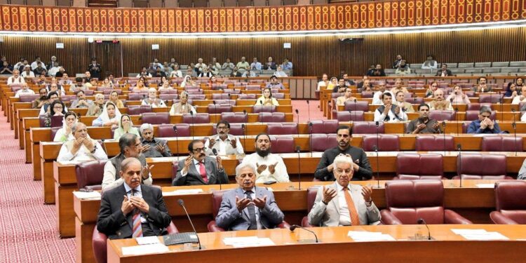 سپریم کورٹ نے اپنی حد سے تجاوز کیا ہے