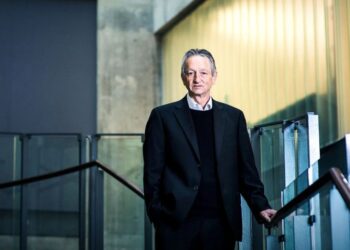 مصنوعی ذہانت کی ٹیکنالوجی خطرناک ہوگی، مستعفی بانی نے خبردار کردیا