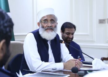 قافلے پر خودکش حملہ