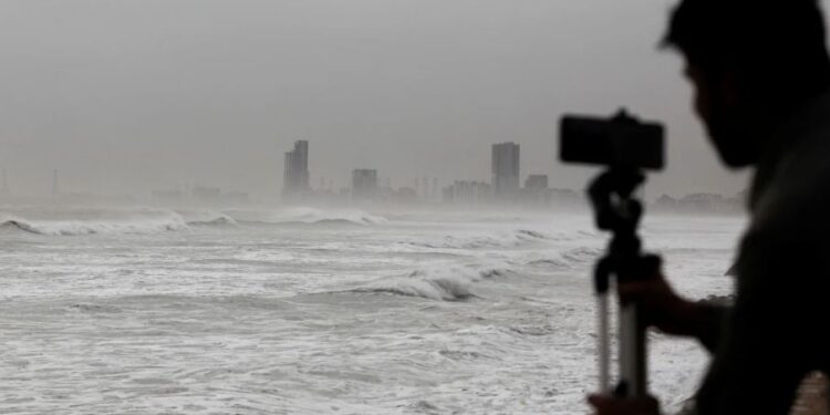 بپر جوائے کی شدت کمزورہونا شروع ہوگئی