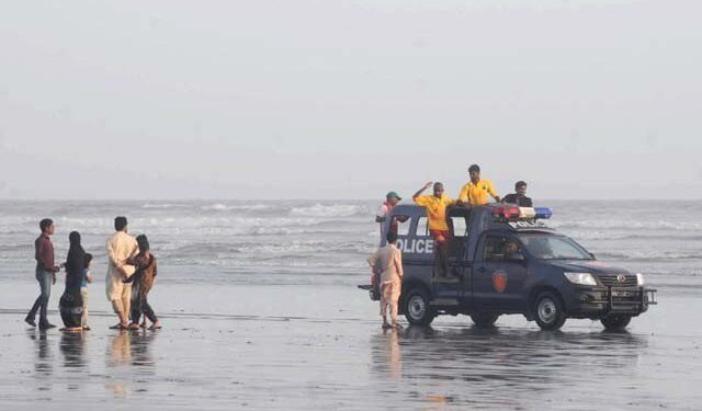 بائپرجوائے کراچی کے قریب