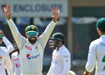 نعمان علی کی تباہ کن بالنگ، پاکستان سیریز جیت گیا