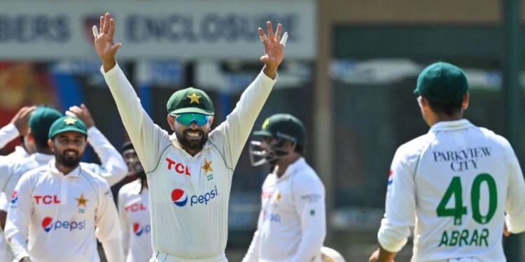 نعمان علی کی تباہ کن بالنگ، پاکستان سیریز جیت گیا