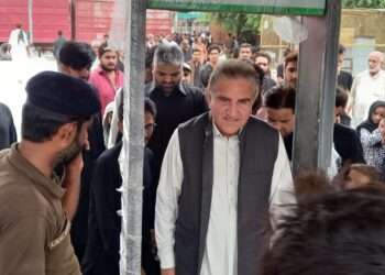 آفیشل سیکرٹ ایکٹ کے تحت پہلی عدالت، شاہ محمود کا جسمانی ریمانڈ