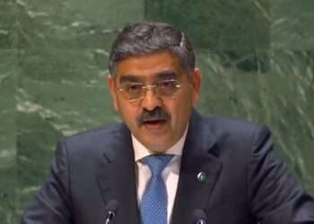 چیئرمین پی ٹی آئی کا مقابلہ ریاست سے ہے