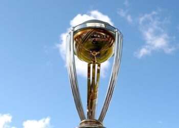 عالمی کرکٹ ٹرافی پاکستان میں پہنچ گئی