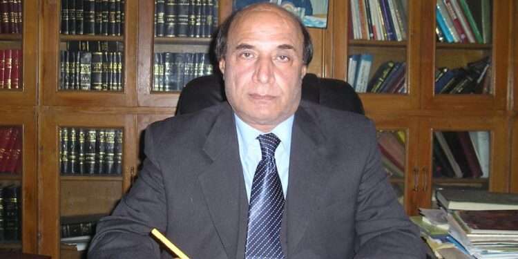 لطیف کھوسہ کو پیپلز پارٹی کا شوکاز نوٹس