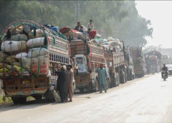 غیرقانونی تارکین وطن کے لیے ڈیڈلائن کا آخری روز