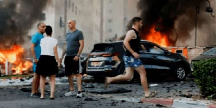 حماس کے راکٹ حملے، اسرائیل نے اعلان جنگ کر دیا