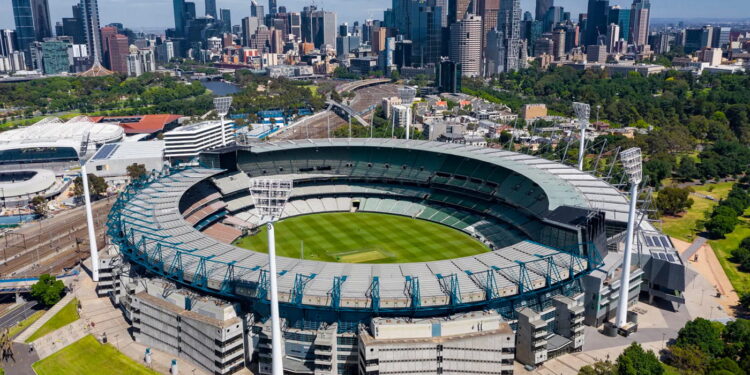 ملیبورن کا ایک اسٹینڈ پاکستانی بالرز کے نام سے وقف