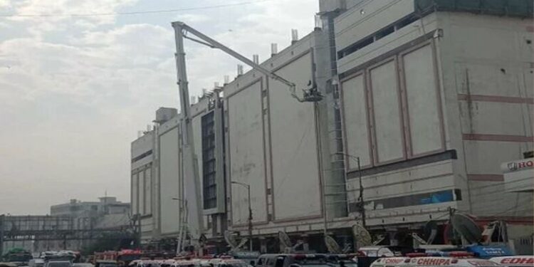 شاپنگ مال آتشزدگی کی تحقیقاتی رپورٹ میں  بلڈنگ مالک ذمہ دار قرار