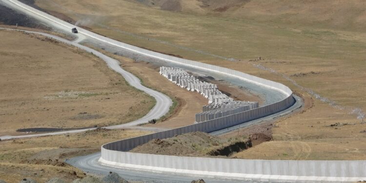 آپریشن مرگ بر، سرمچار پر پاکستان کا ایران کو جواب