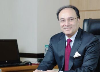 پاکستان کو کم از کم 3 سال کا نیا آئی ایم ایف پروگرام چاہیے، وزیر خزانہ