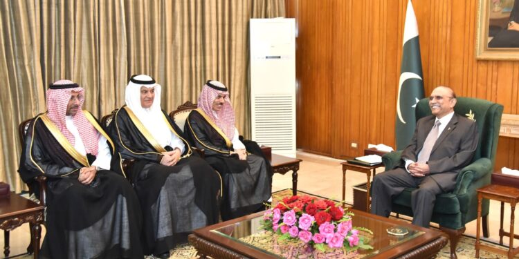 پاکستان سعودی عرب کے ساتھ کھڑا رہےگا ، صدر زرداری