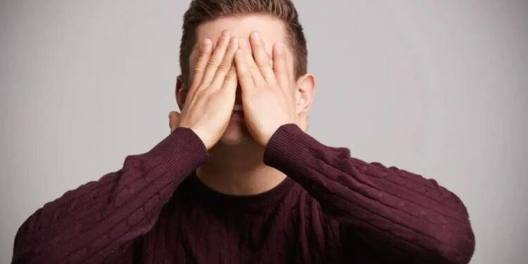 بیوی سے تنگ شوہر، خودکشی کا ڈراما رچانے پر گرفتار