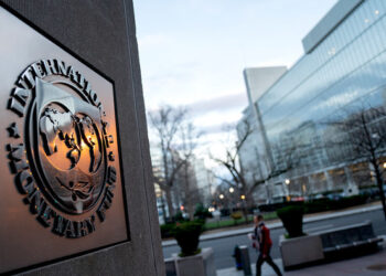 امریکا کا قرضوں سے نمٹنے کی پاکستانی کوشش کی حمایت