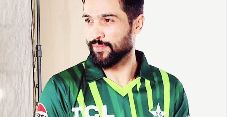 4 سال بعد محمد عامر گرین شرٹ میں