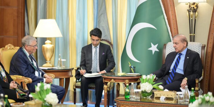 بل گیٹس اور وزیراعظم شہباز شریف کی ملاقات