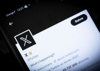 پاکستان میں پابندی، سوشل میڈیا پلیٹ فارم ایکس کا ردعمل