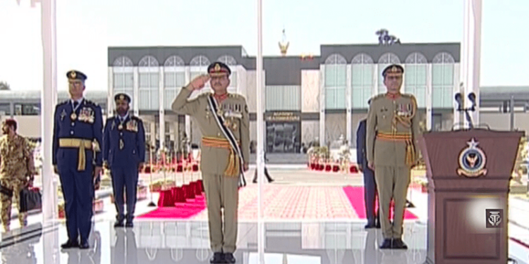 ہم آئینی حدود کو بخوبی جانتے ہیں، آرمی چیف