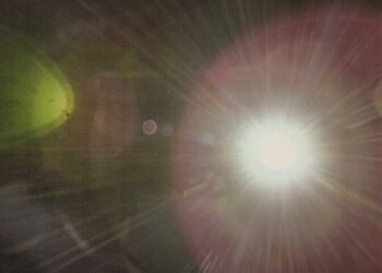 آئی کیوب قمر سے پہلی تصویر مل گئی