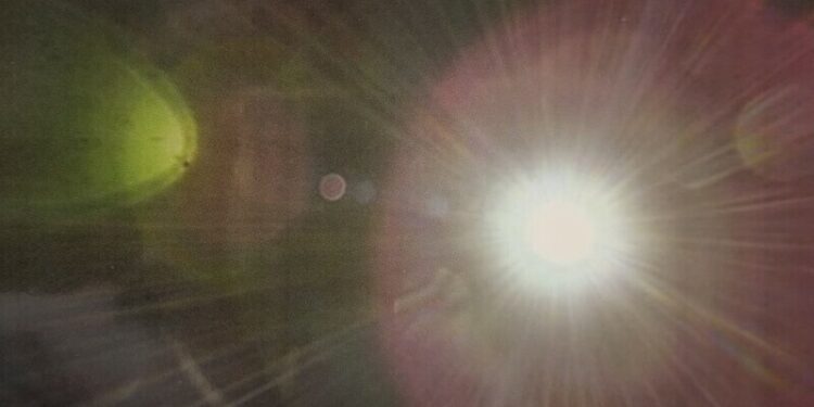 آئی کیوب قمر سے پہلی تصویر مل گئی