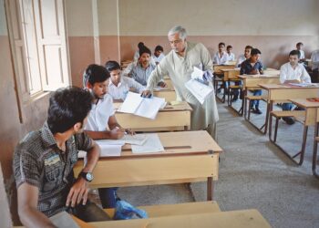 کراچی : انٹرمیڈیٹ امتحانات کی تاریخ پھر تبدیل