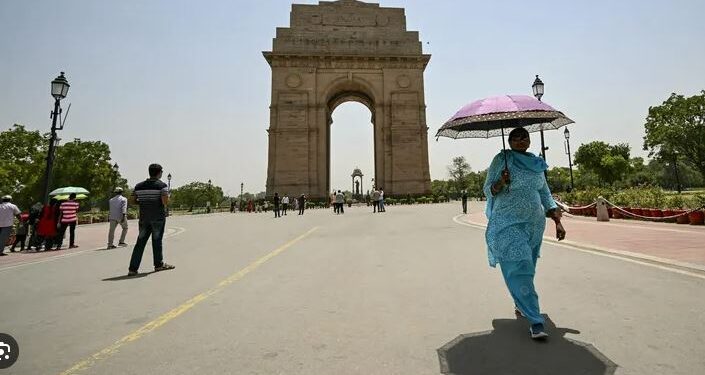 بھارت میں تباہ کن گرمی، 33 الیکشن اہلکار سمیت 55 افراد ہلاک