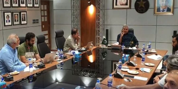 قومی ٹیم میں شمولیت کیلئے ڈومیسٹک کرکٹ میں شرکت لازمی قرار