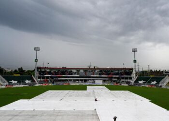 پاک بنگلہ دیش ٹیسٹ  : پہلے دن کا کھیل منسوخ