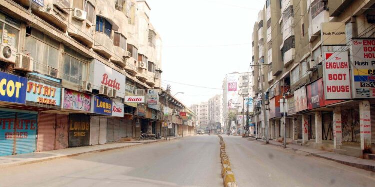 بجلی کے بڑھتے بل اور ٹیکس پر ملک گیر ہڑتال
