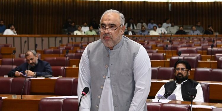 رات کی تاریکی میں کوئی قانون سازی نہیں ہوتی