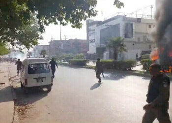 لاہور میں طالبہ سے مبینہ زیادتی کے معاملے پر راولپنڈی میں احتجاج