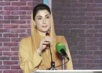 کسی کی گالم گلوچ کی فکر نہیں