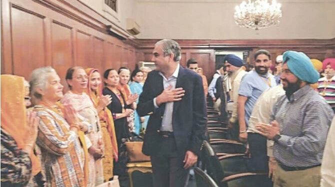 حکومت کا امریکا، برطانیہ اور کینیڈا سے آنے والے سکھوں کیلئے فری آن لائن ویزا کا اعلان