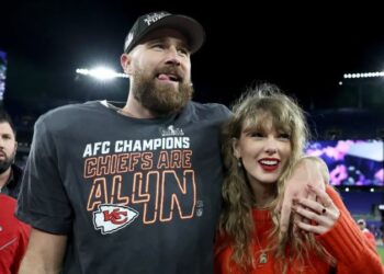 ٹیلر سوئفٹ اور ٹریوس کیلسی کی منگنی کب ہوگی ؟