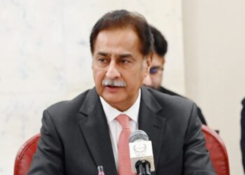 اپوزیشن سے درخواست کرتا ہوں مذاکرات کا راستہ نکالا جائے