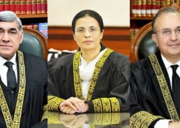 سپریم کورٹ کے 3 ججز کا چیف جسٹس اور سربراہ آئینی بینچ کو خط
