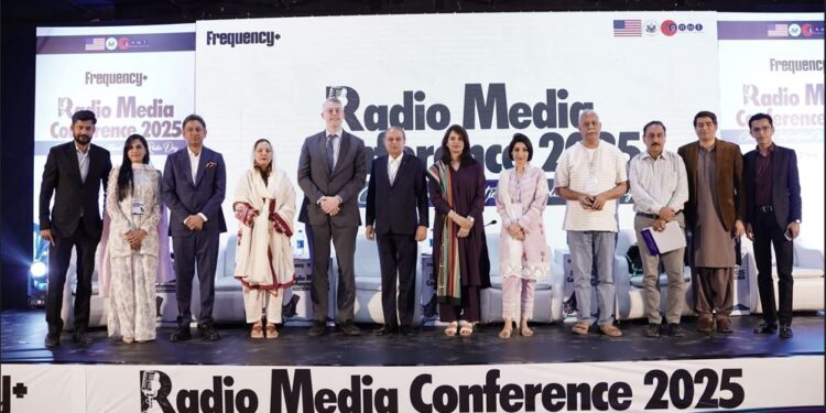 جی این ایم آئی کے زیر اہتمام ریڈیو کے عالمی دن پر کانفرنس