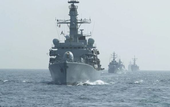 کراچی : پاک بحریہ کی 9 ویں کثیر القومی مشق ’امن 2025‘ کی شروعات