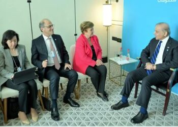 سربراہ آئی ایم ایف کا پاکستان کے ترقی کی راہ پر گامزن ہونے کا اعتراف