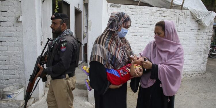 خیبر پخونخوا : پولیو ڈیوٹی کیلیے جانے والا پولیس اہلکار فائرنگ سے شہید